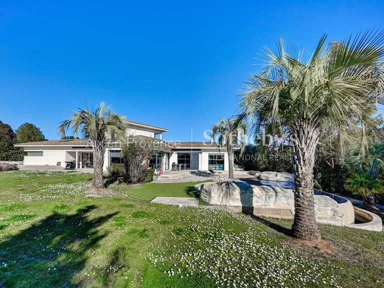 House Aix-en-Provence - 4 bedrooms - 330m²