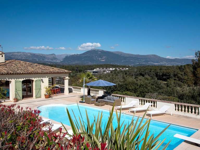 Villa Valbonne - 5 bedrooms - 200m²