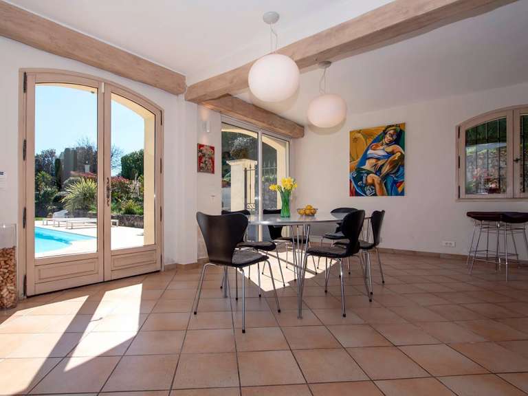 Villa Valbonne - 5 bedrooms - 200m²