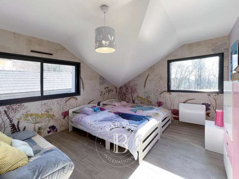 Maison Aix-les-Bains - 4 chambres - 255m²