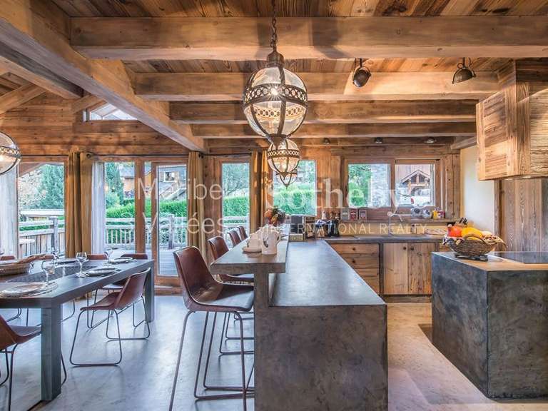 Chalet Meribel-les-allues - 6 bedrooms - 320m²