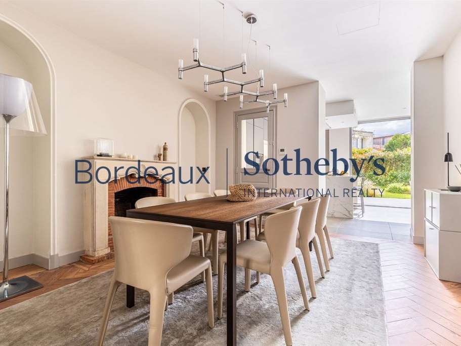 House Bordeaux