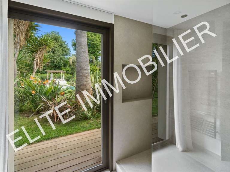 Maison Gassin - 5 chambres - 237m²