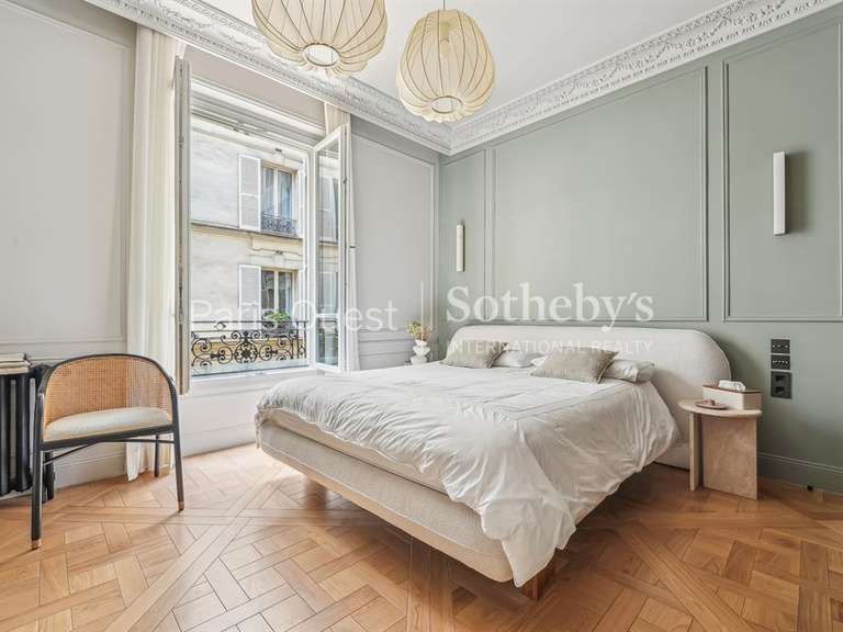 Appartement Paris 16e - 3 chambres - 194m²