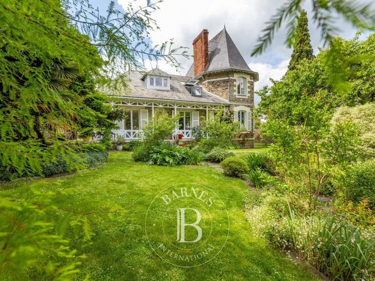 Maison Nantes - 4 chambres - 260m²