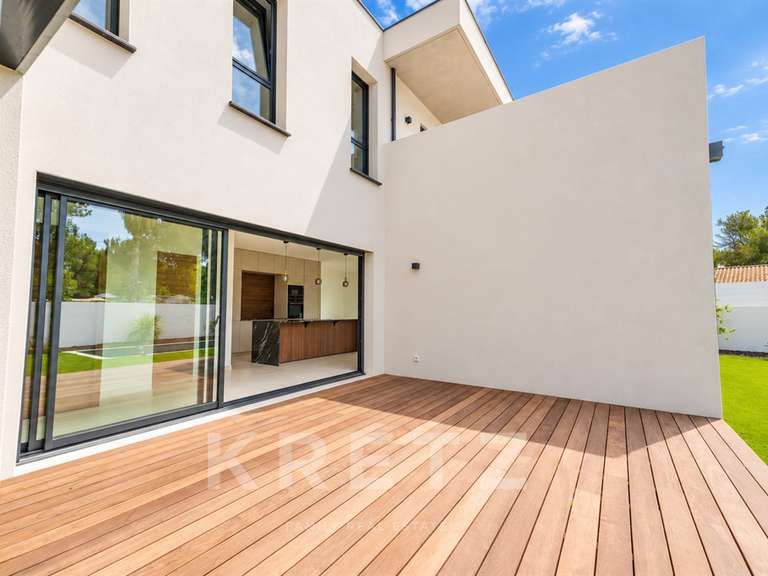House Agde - 4 bedrooms - 198m²