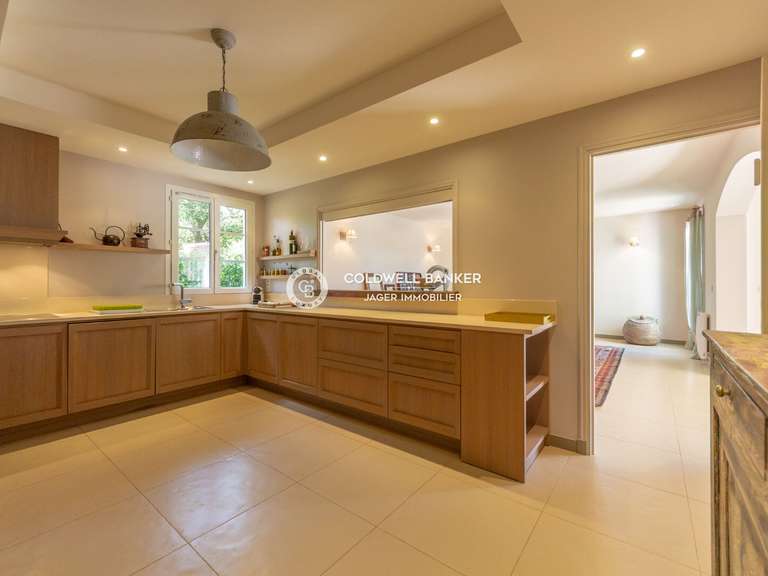 Villa Grimaud - 4 bedrooms - 225m²