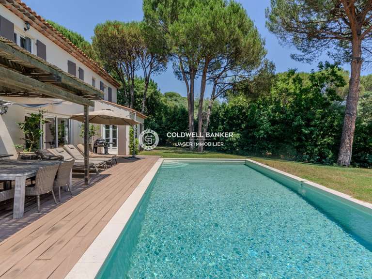 Villa Grimaud - 4 bedrooms - 225m²