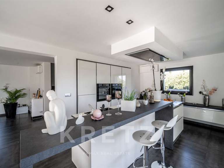 House Zonza - 6 bedrooms - 330m²
