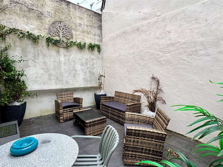 Maison Tours - 4 chambres - 214m²