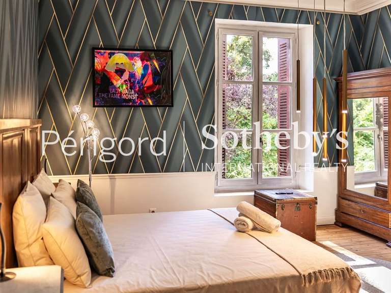 Castle Brantôme - 8 bedrooms - 530m²
