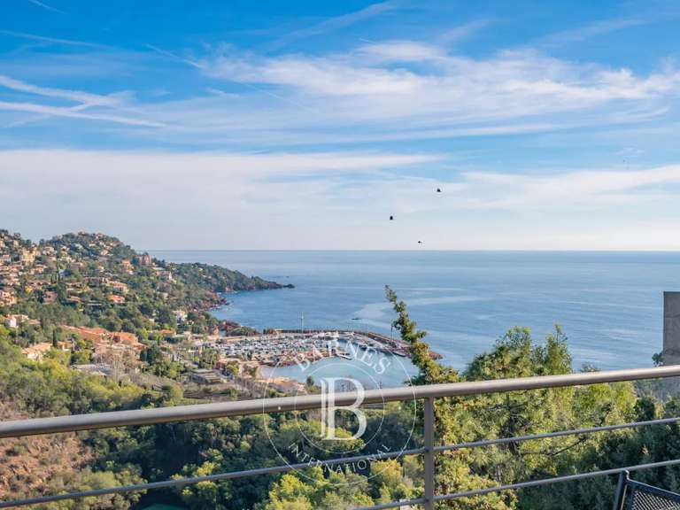 Villa avec Vue sur mer Théoule-sur-Mer - 5 chambres - 209m²