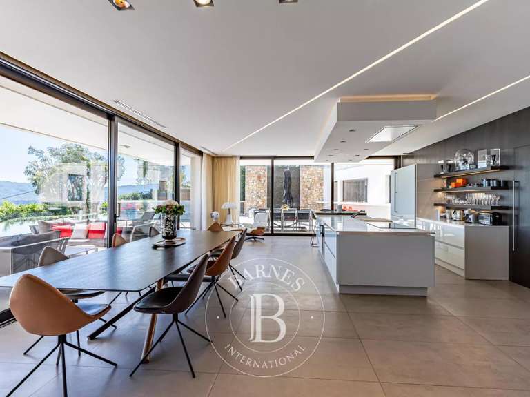 Villa with Sea view Mandelieu-la-Napoule - 6 bedrooms - 405m²
