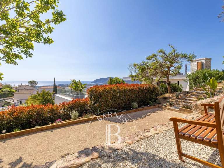 Villa with Sea view Mandelieu-la-Napoule - 6 bedrooms - 405m²