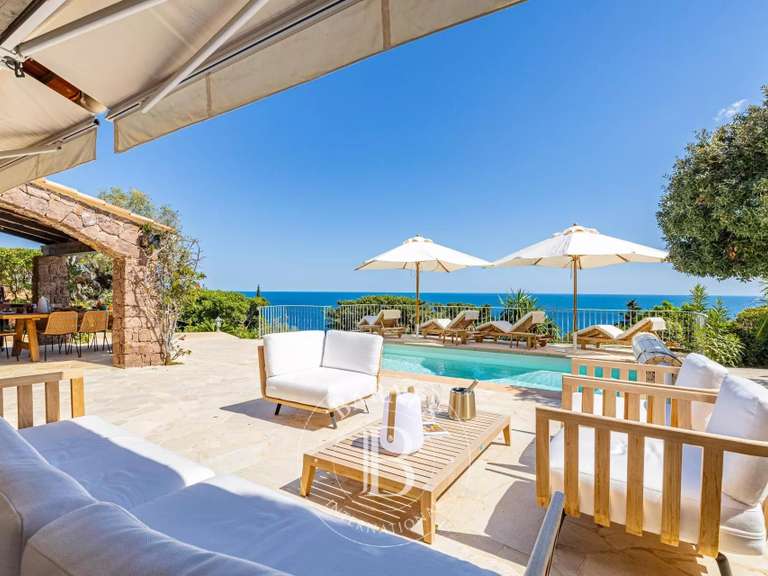 Villa with Sea view Antheor - 5 bedrooms - 180m²