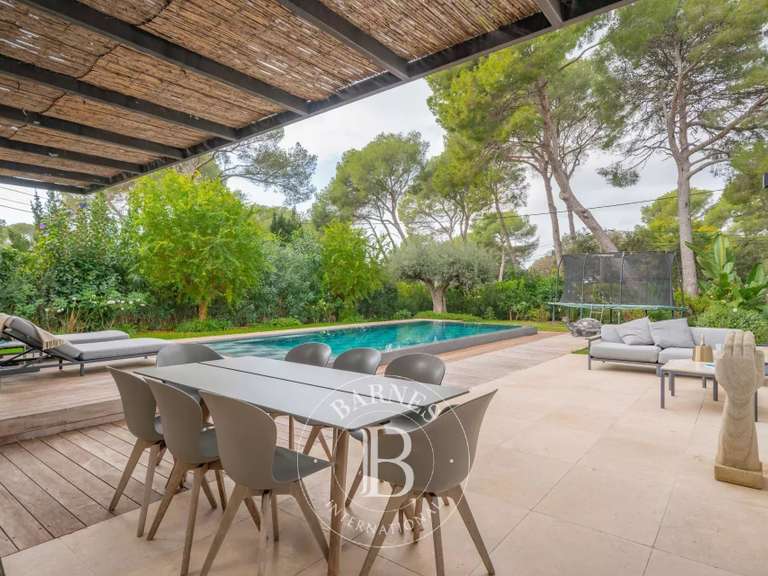 Villa Saint-Raphaël - 4 bedrooms - 170m²