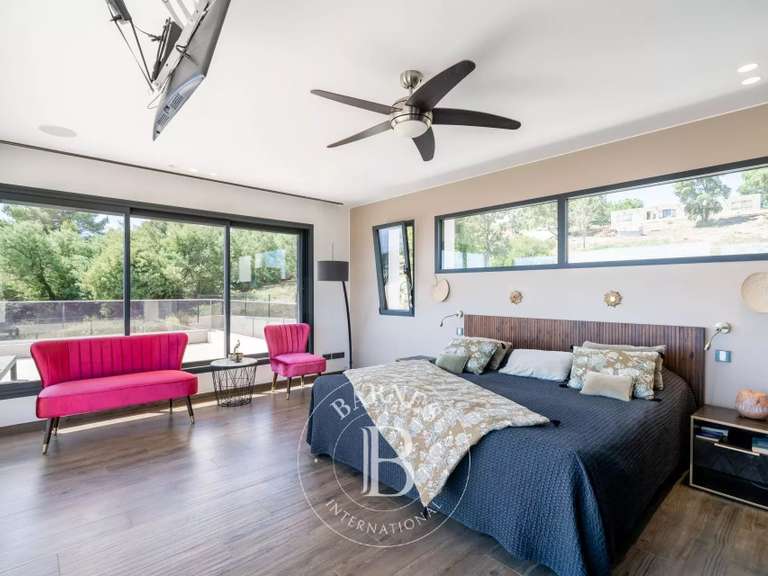 Villa with Sea view Mandelieu-la-Napoule - 4 bedrooms - 221m²