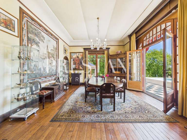 House Bayonne - 8 bedrooms - 470m²