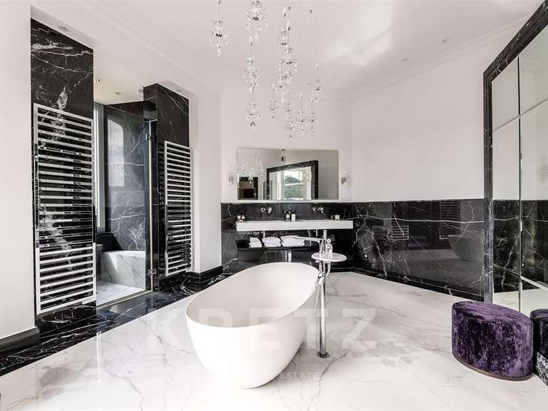 Castle Fleurac - 23 bedrooms - 2700m²