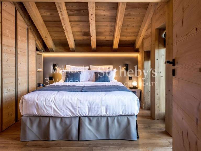 Chalet Meribel-les-allues - 7 bedrooms - 287m²