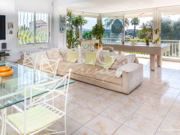 Villa Mandelieu-la-Napoule - 4 chambres - 199m²