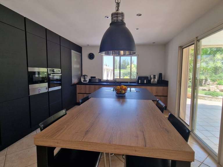 Villa Pézenas - 5 chambres - 220m²
