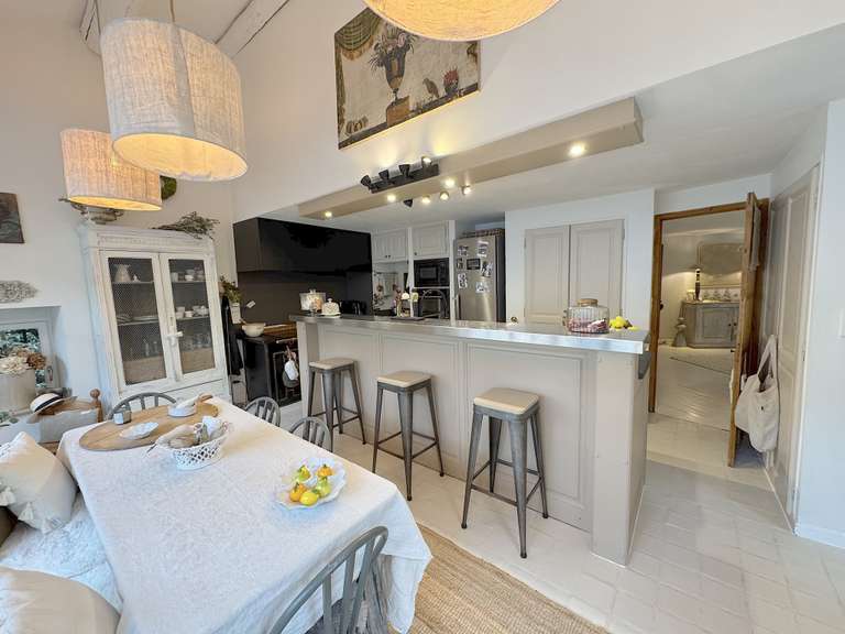 Maison Carpentras - 5 chambres - 295m²