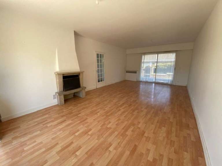 House Louveciennes - 6 bedrooms - 181m²
