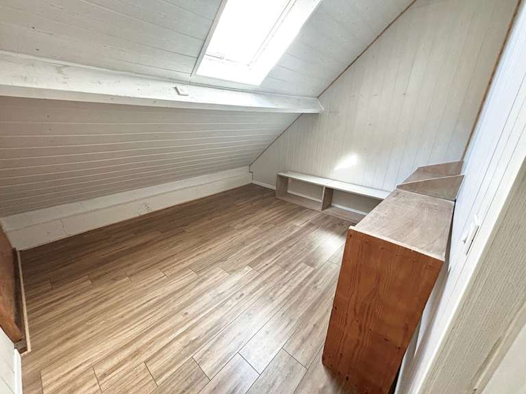 House Louveciennes - 6 bedrooms - 181m²