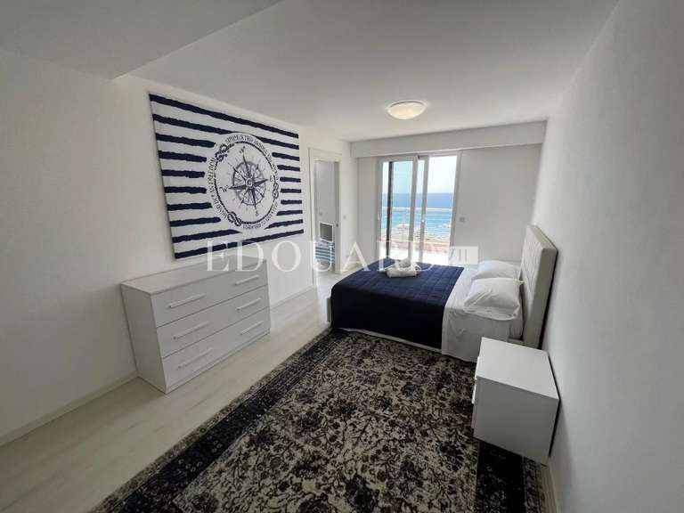 Appartement avec Vue sur mer Menton - 3 chambres - 134m²