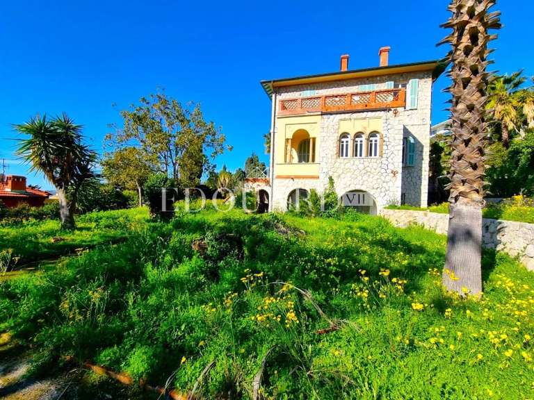 Propriété avec Vue sur mer Menton - 818m²