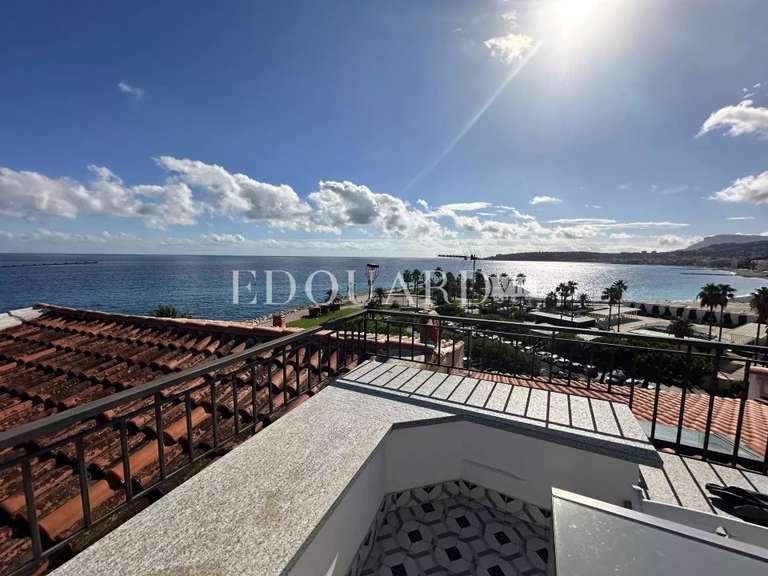 Apartment with Sea view Menton - 3 bedrooms - 69m²