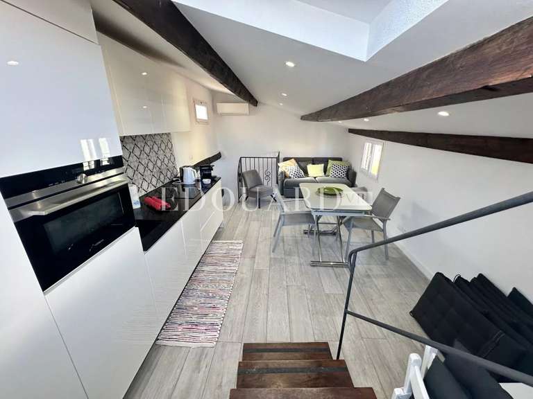Apartment with Sea view Menton - 3 bedrooms - 69m²