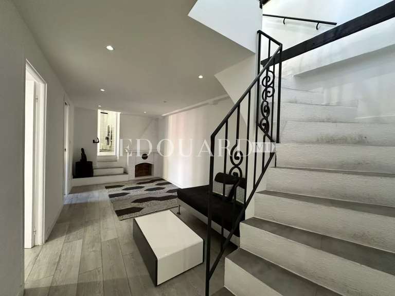 Apartment with Sea view Menton - 3 bedrooms - 69m²