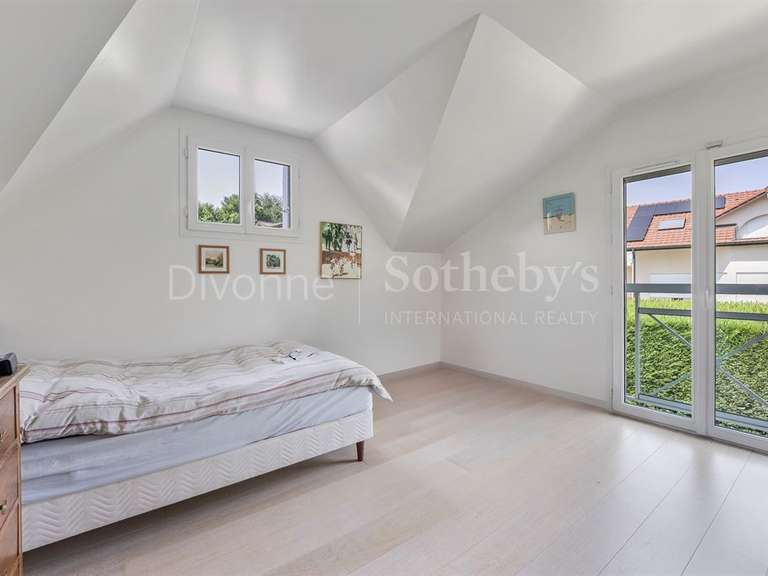 Maison Prévessin-Moëns - 6 chambres - 320m²