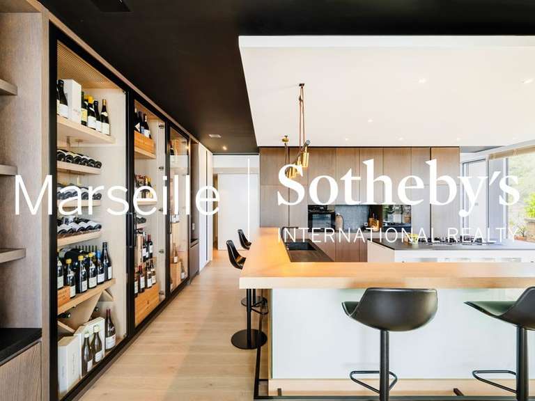 Apartment with Sea view Marseille 7e - 4 bedrooms - 320m²