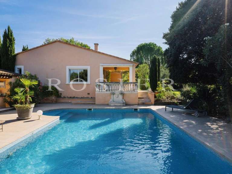 Villa L'Isle-sur-la-Sorgue - 4 bedrooms - 225m²