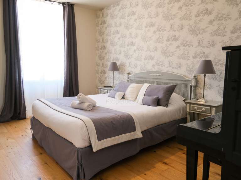 Maison La Colle-sur-Loup - 4 chambres - 200m²