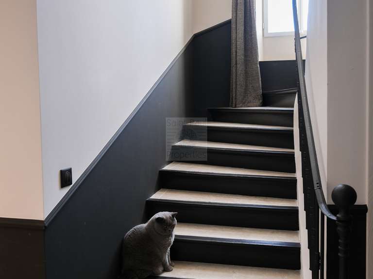 Maison La Colle-sur-Loup - 4 chambres - 200m²