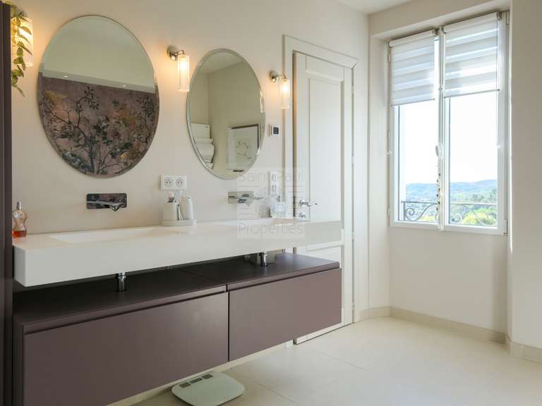Maison La Colle-sur-Loup - 4 chambres - 200m²