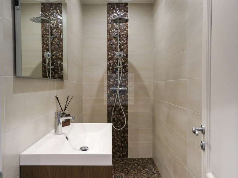 Maison La Colle-sur-Loup - 4 chambres - 200m²