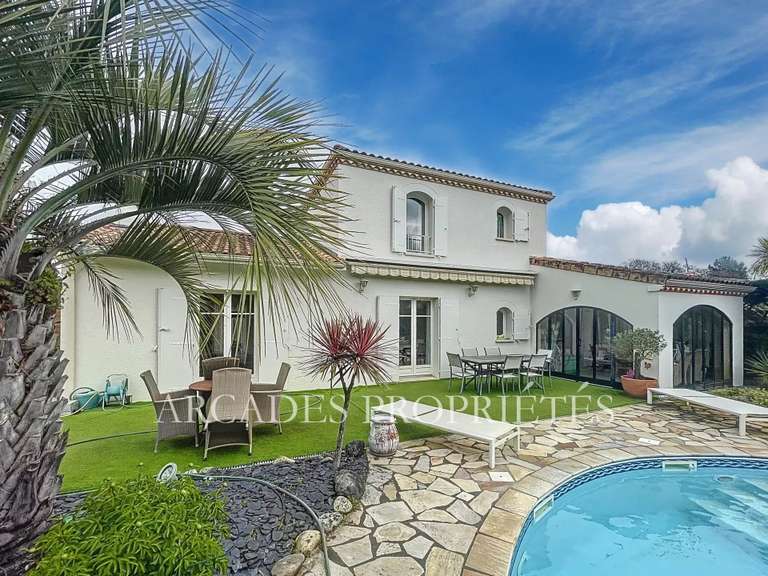 House Mérignac - 3 bedrooms - 181m²