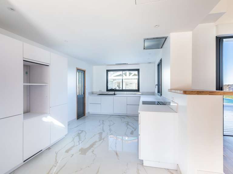House Arcangues - 4 bedrooms - 165m²
