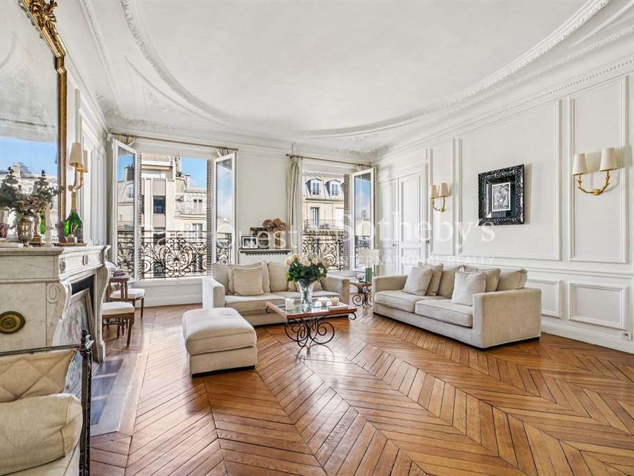 Apartment Paris 8e