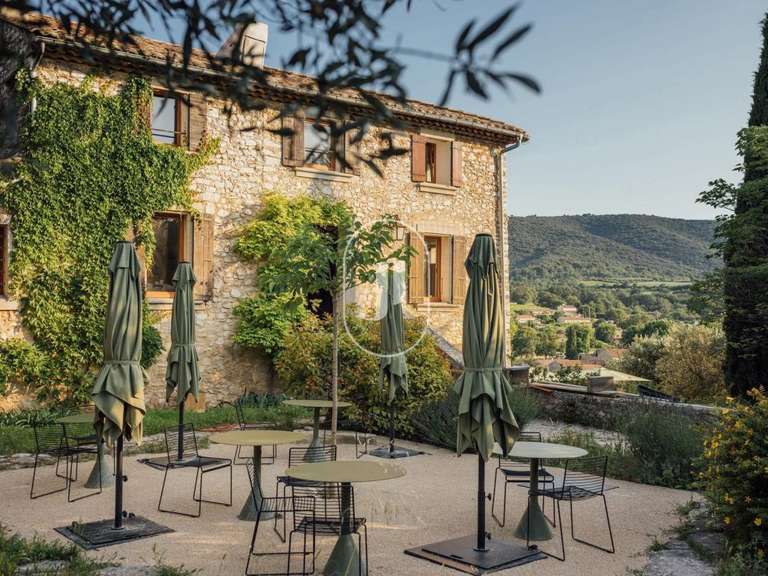 Maison Saint-Didier - 6 chambres - 305m²