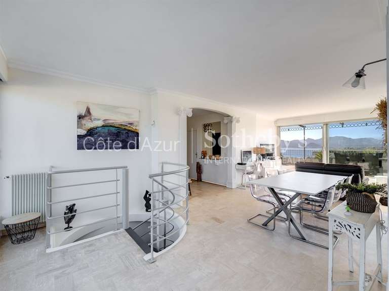 Apartment with Sea view Cannes - 3 bedrooms - 116m²
