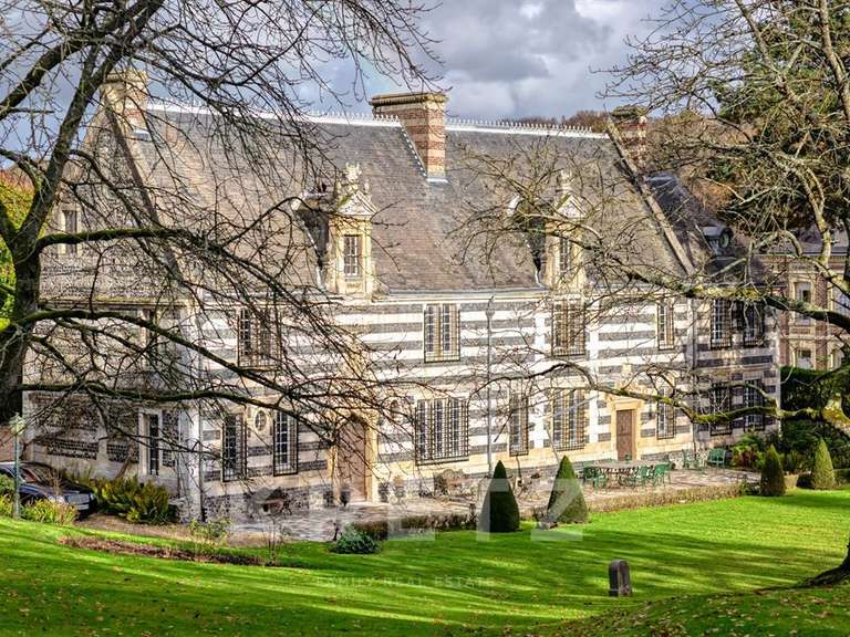 Manor Rolleville - 6 bedrooms - 500m²