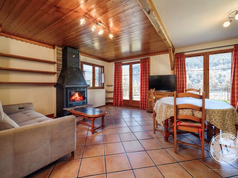 Appartement Les Allues - 2 chambres - 68m²