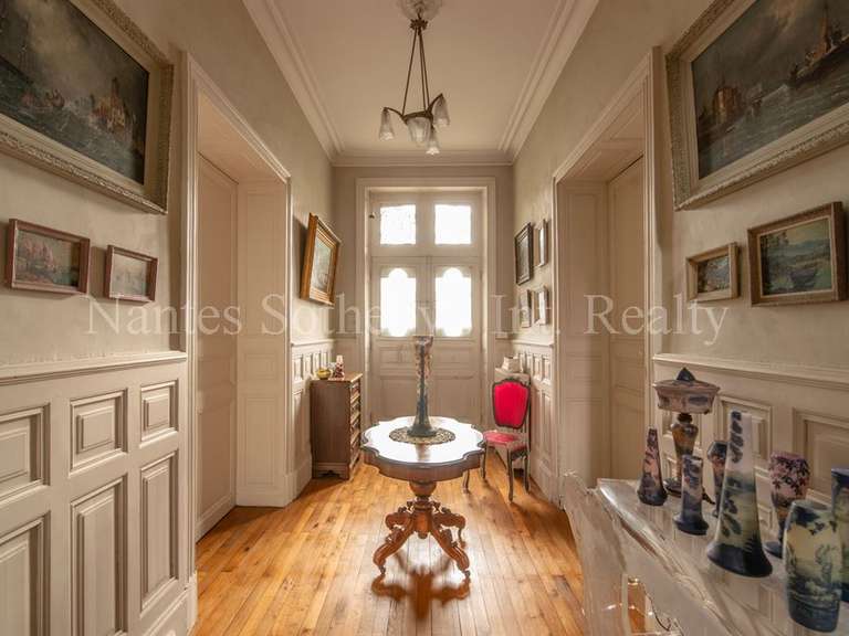 Maison La Roche-sur-Yon - 6 chambres - 419m²