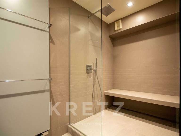Appartement La Mulatière - 4 chambres - 318m²